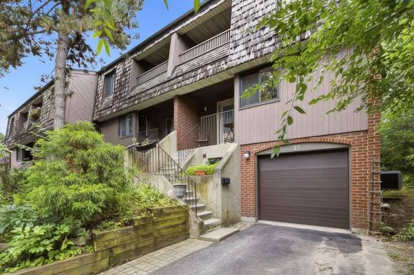 27 Rue des Capucines, Gatineau (Hull) — photo 1