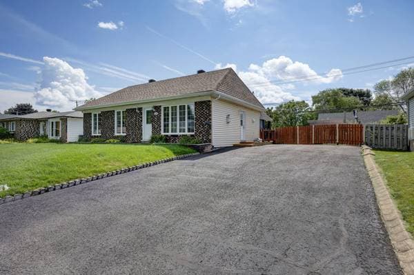 1664 Rue de Courtrai, L'Ancienne-Lorette — photo 3