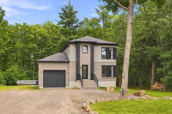 house — 85 Rue Adonis, Val-des-Monts
