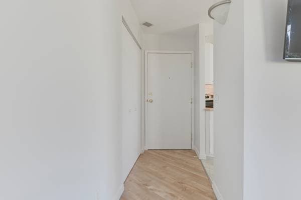 , — photo 3