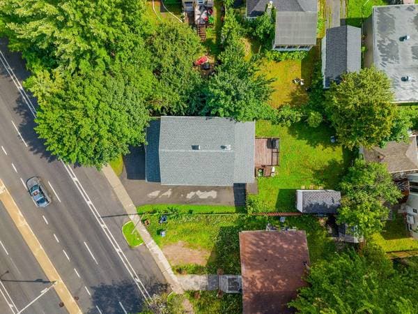 1050 Boul. Arthur-Sauvé, Laval (Laval-Ouest) — photo 3