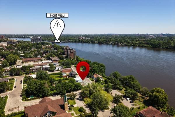 119 -121 Boul. des Prairies, Laval (Laval-des-Rapides) — photo 2