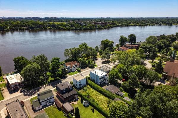 119 -121 Boul. des Prairies, Laval (Laval-des-Rapides) — photo 21