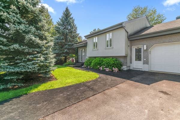 24 Rue des Mélèzes, Saint-Lin/Laurentides — photo 3