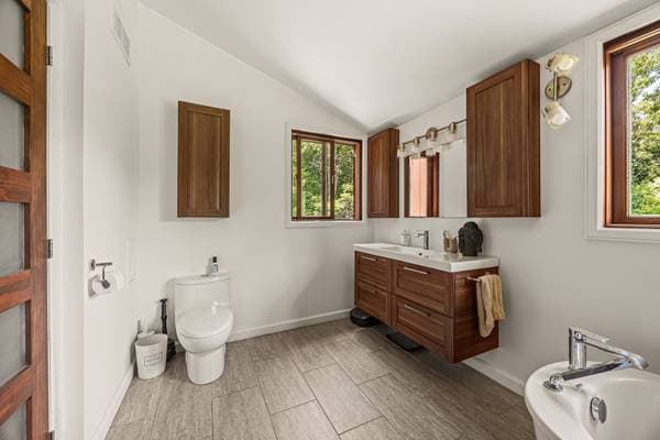 10 Ch. Dupuis, Chelsea — photo 22