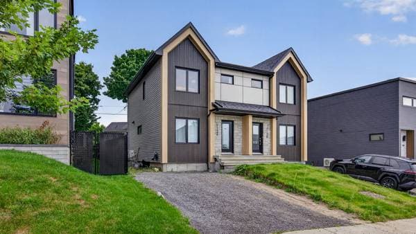 1126 Rue Chagall, Québec (la Haute-Saint-Charles) — photo 1