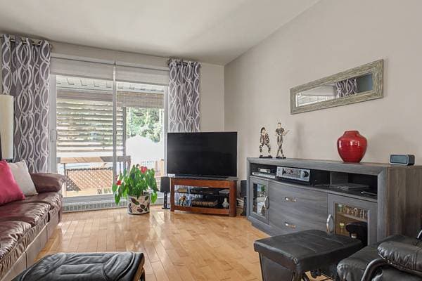 6679 Rue des Bourraches, Québec (les Rivières) — photo 3