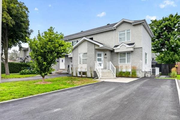 1030 Rue Alain, Blainville — photo 1