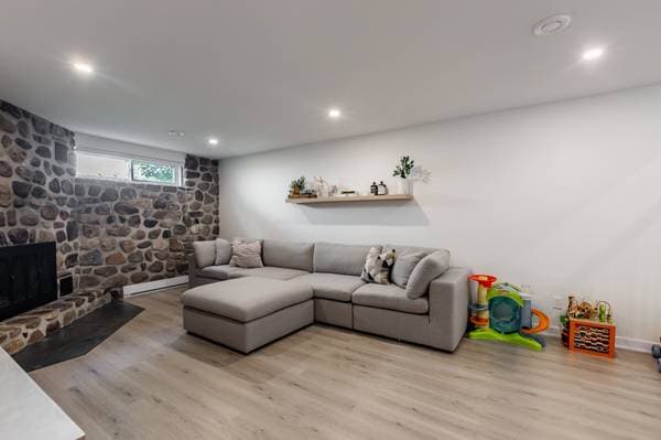 201 Rue Roseval, Laval (Sainte-Rose) — photo 33