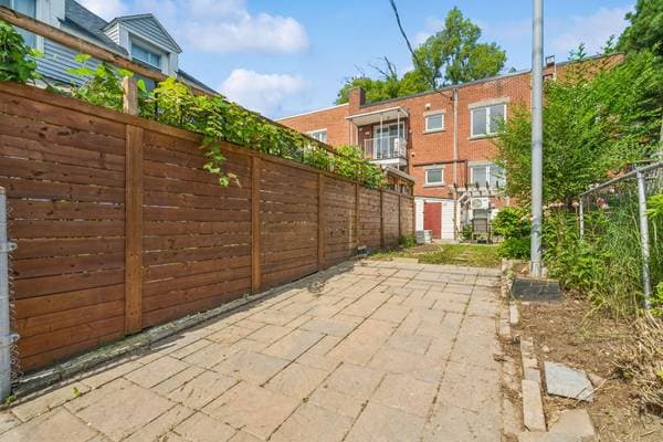 6020 -6022 Av. Pierre-De Coubertin, Montréal (Mercier/Hochelaga-Maisonneuve) — photo 14