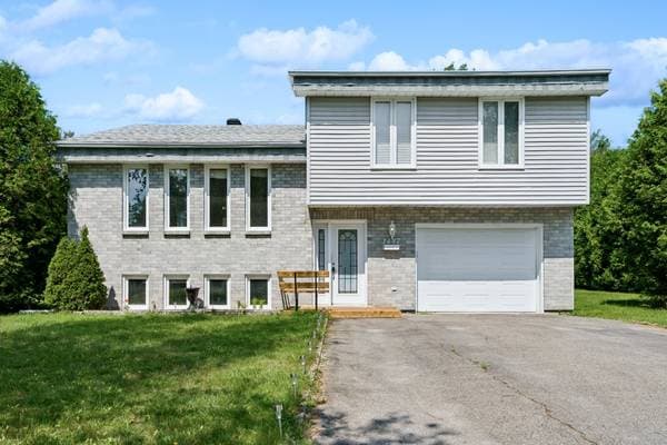 house — 1447 Rue du Bosquet, Saint-Lazare