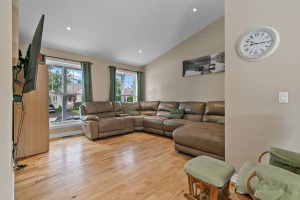 23 Rue St-André, Saint-Roch-de-L'Achigan — photo 16