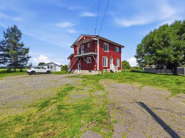 duplex — 40 Rue Mouttet N., Saint-Bruno-de-Guigues