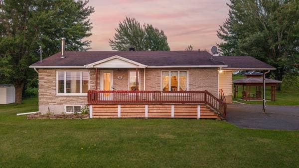 490 Route Marie-Victorin, Baie-du-Febvre — photo 49