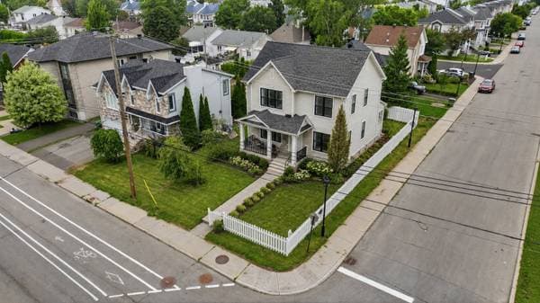 81e Avenue (P.-a.-T.), Montréal (Rivière-des-Prairies/Pointe-aux-Trembles) — photo 3