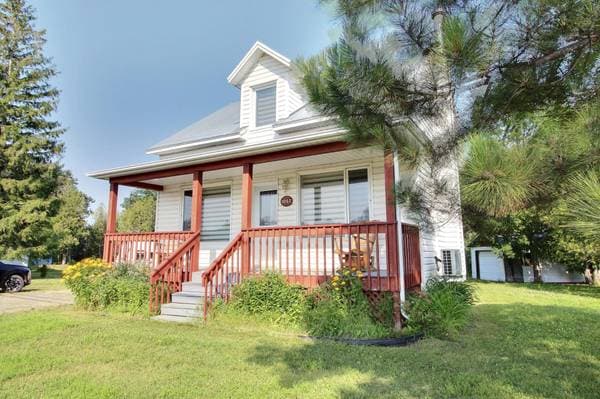 1082 Boul. Perron, Carleton-sur-Mer — photo 1