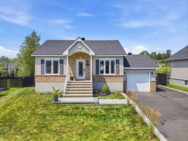 10955 Rue Pierre-Mercure, Mirabel — photo 1