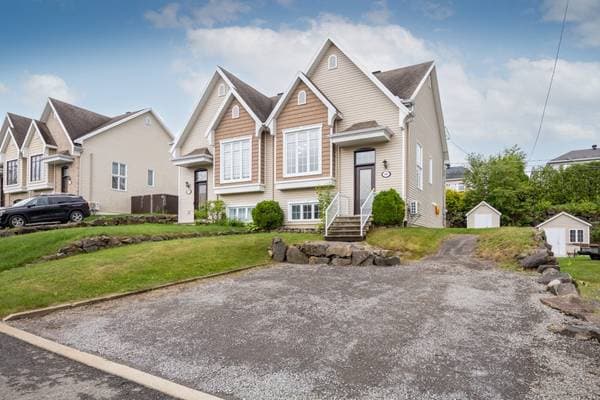 45 Rue des Hémérocalles, Sainte-Brigitte-de-Laval — photo 2