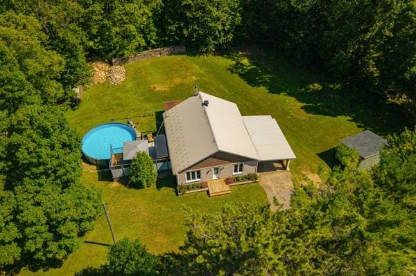 house — 586 Route 309, Val-des-Bois