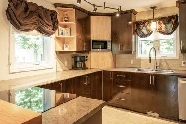 586 Route 309, Val-des-Bois — photo 11