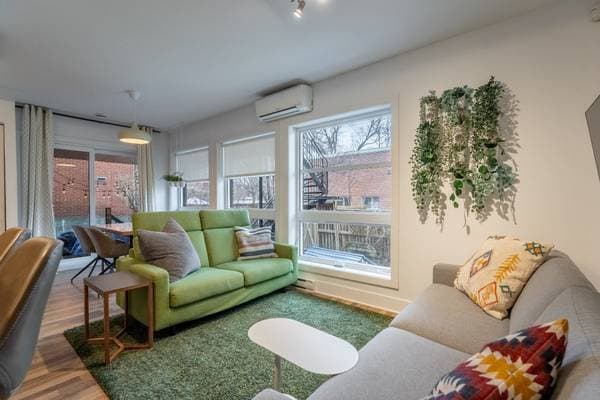 8909 Av. Henri-Julien, Montréal (Ahuntsic-Cartierville) — photo 6