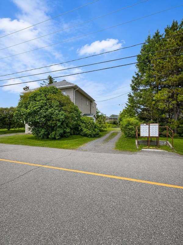 1041 -1043 Rue du Parc, Rimouski — photo 2