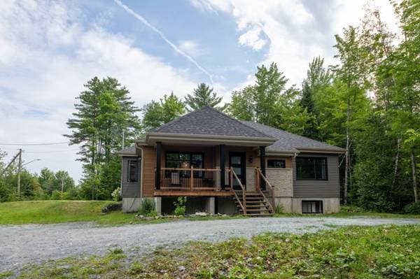 470 Rue Tomy, Saint-Denis-de-Brompton — photo 1