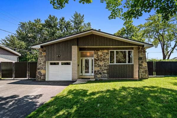 10 Rue Champlain, Boisbriand — photo 1