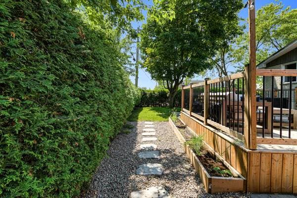 10 Rue Champlain, Boisbriand — photo 26