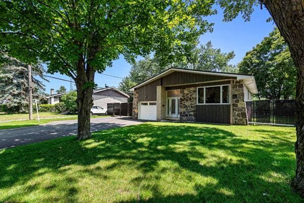 10 Rue Champlain, Boisbriand — photo 31