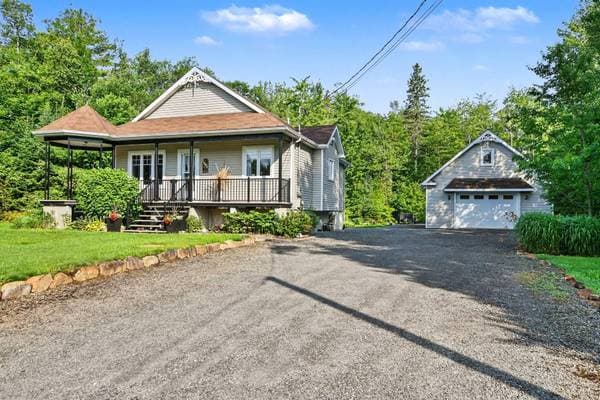 1305 Rue Charbonneau, Sainte-Sophie — photo 2