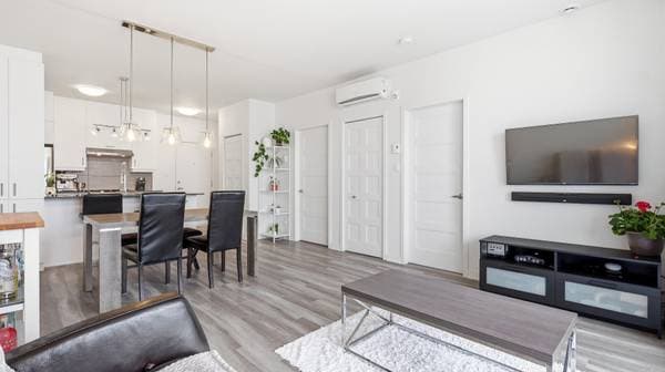 2520 Rue Maurice-Savoie #302, Longueuil (le Vieux-Longueuil) — photo 8