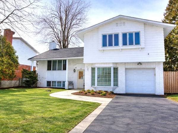 house — 56 Rue Hasting, Dollard-des Ormeaux