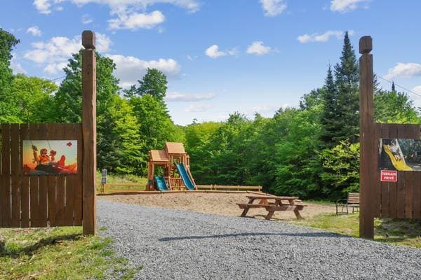 23 Ch. du Trappeur, Mont-Tremblant — photo 8