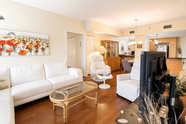 25 Prom. des Îles #306, Laval (Chomedey) — photo 7