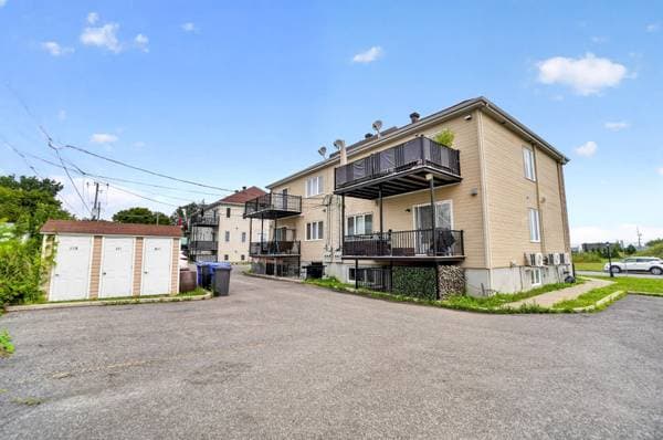 225 Rue de la Petite-Rivière, Lavaltrie — photo 16