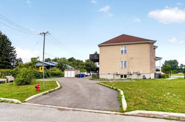 225 Rue de la Petite-Rivière, Lavaltrie — photo 17