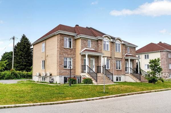 225 Rue de la Petite-Rivière, Lavaltrie — photo 18