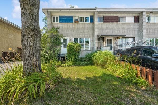 964 Rue Corbeil, Laval (Sainte-Dorothée) — photo 1