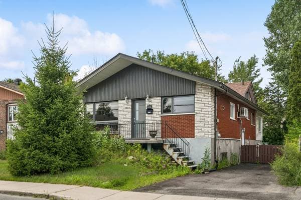 1805 Rue Nielsen, Longueuil (Saint-Hubert) — photo 1