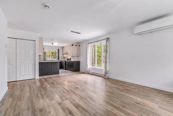46 -46A Rue Claudette, Saint-Lin/Laurentides — photo 11