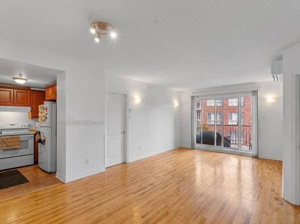condo — 2110 Rue Caroline-Béique #402, Montréal (Ahuntsic-Cartierville)