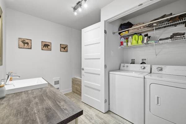 9147 Rue Desvoyaux, Mirabel — photo 14