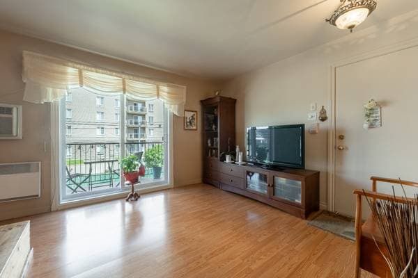 7081 Rue St-Zotique E. #201, Montréal (Anjou) — photo 6