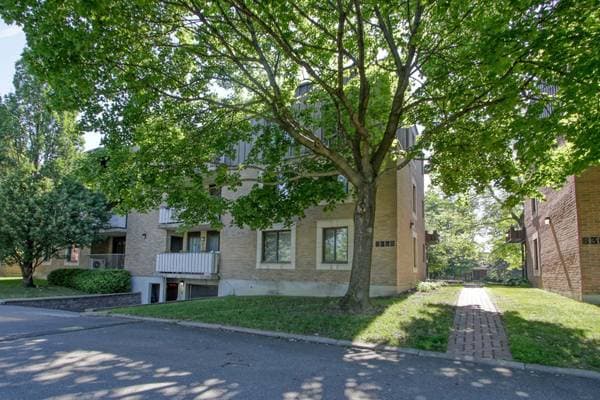8325 Rue Sherbrooke E. #9, Montréal (Mercier/Hochelaga-Maisonneuve) — photo 2