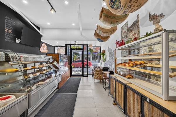 6660 Rue St-Hubert, Montréal (Rosemont/la Petite-Patrie) — photo 2