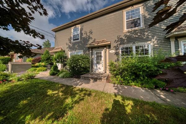 condo — 325 Rue Chénier, Magog