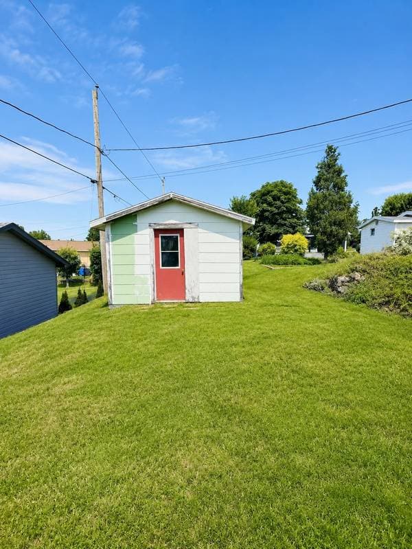 78 Av. Lévis, Mont-Joli — photo 15