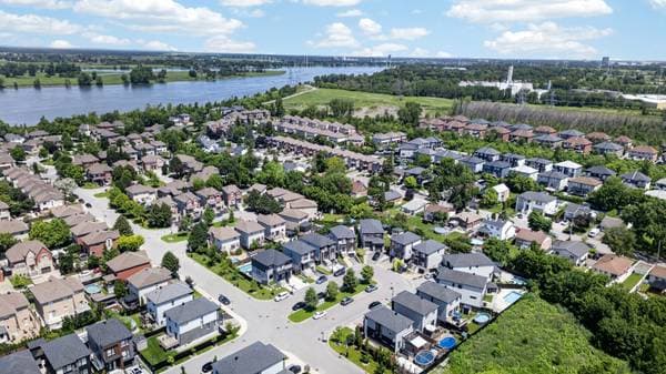 12405 Av. du Fief-Carion, Montréal (Rivière-des-Prairies/Pointe-aux-Trembles) — photo 39