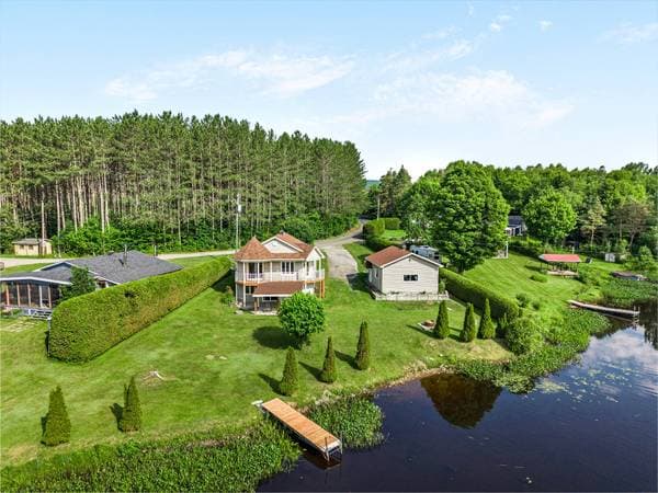 house — 46 Ch. Donat, Dudswell